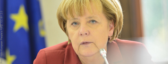 Kanzlerin Merkel sorgt für Kopfschütteln: „Wir werden in 20 Jahren nur noch mit Sondererlaubnis selbständig Auto fahren dürfen“