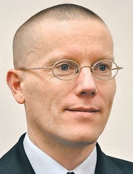 Dr. Bernhard Tomaschitz