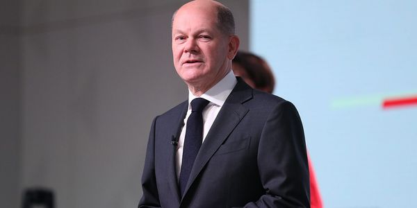 „Hofnarr“ und „Feigenblatt“: Bundeskanzler Scholz sorgt mit Beleidigungen für Aufsehen
