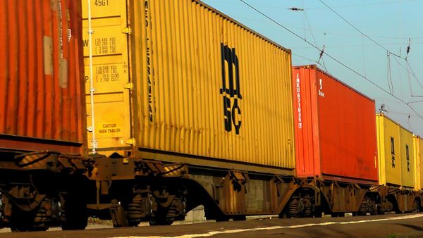Deutsche Bahn als Achillesferse der NATO-Logistik: Fällt der Krieg gegen Rußland ins Wasser?
