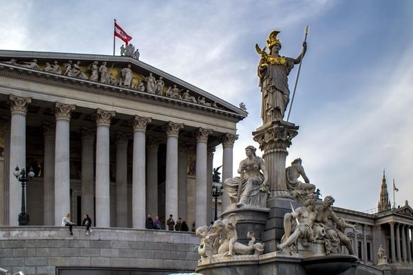 Offenbarungseid: Drei Viertel der Österreicher sehen kulturelle Identität bedroht