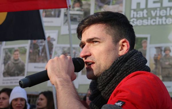 Punktsieg für Sellner: Juristischer Erfolg gegen Aufenthaltsverbot