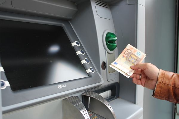 Die Banken und ihr Terror: Wieder Kontokündigung gegen mißliebigen Publizisten