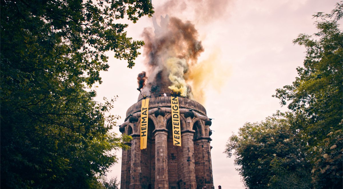 Diesmal nicht gegen Remigration: Identitäre besetzen Hermannsdenkmal