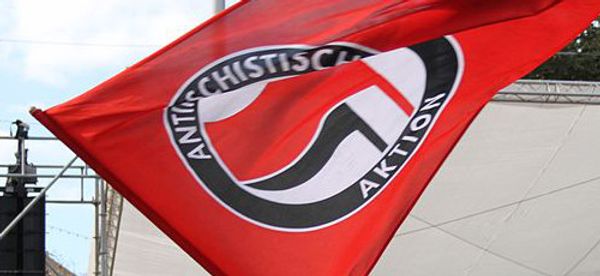 Fachtagung in Berlin: AfD fordert Verbot militanter Antifa-Gruppen