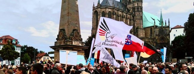 Asyl-Ansturm: 2.000 Protestler bei AfD-Demonstrationszug vor die Thüringer Staatskanzlei in Erfurt