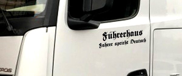 Aufgebauschter Skandal um „Nazi-Aufkleber“: „Der Führerschein heißt ja auch Führerschein“