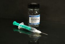 Corona-Duell in den USA: Texas verbietet Impfzwang