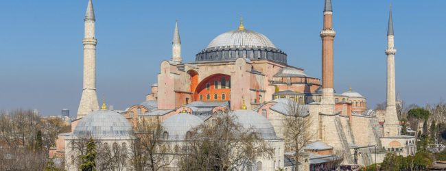 Erstmals seit 87 Jahren: Wieder islamischer Gottesdienst in der Hagia Sophia