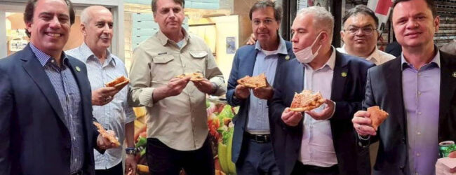 Wegen Corona-Hysterie in New York: Bolsonaro muß auf der Straße essen