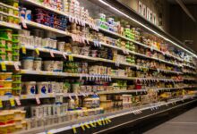 Mit Volldampf gegen die Wand: Stärkster je gemessener Umsatzrückgang im Lebensmitteleinzelhandel
