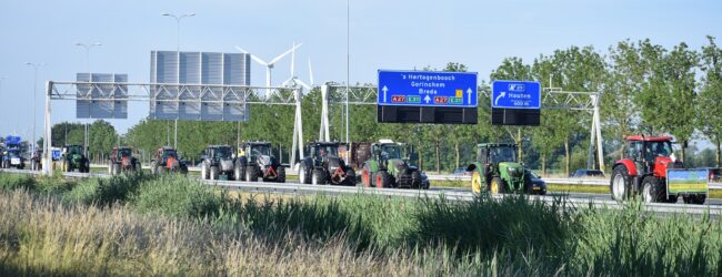 Bauernproteste in den Niederlanden gehen weiter: Jetzt werden auch Häfen blockiert