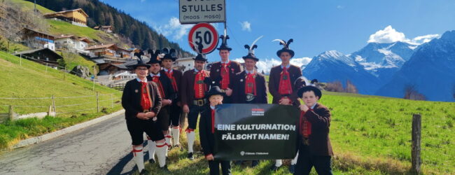 Absage an Zwangs-Italianisierung: Südtiroler Schützen erinnern an gefälschte Ortsnamen