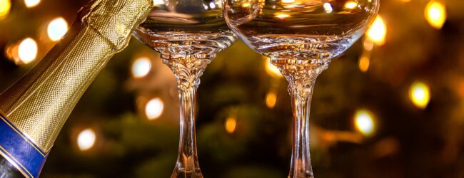 Merz und Baerbock feiern Party: Politik – nicht so wichtig