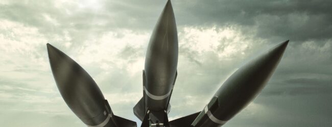 ZUERST!-Hintergrund: Nach dem Krieg ist vor dem Krieg – Raketen-Wettrüsten im Nahen Osten